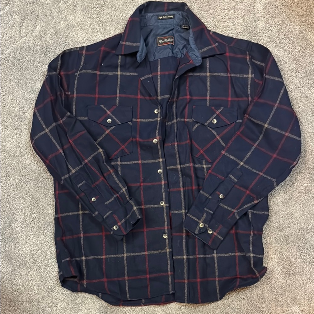 Vintage Allen Wickfield Navy Plaid Button-Up Shirt 85% Wool